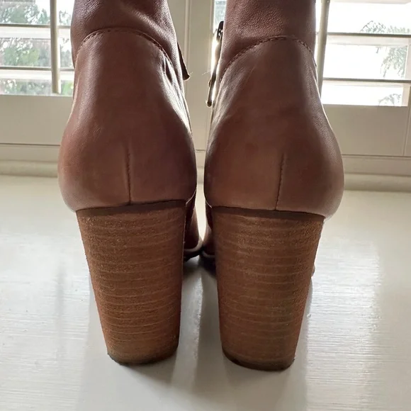 Kelsi Dagger Booties - Picture 8 of 9